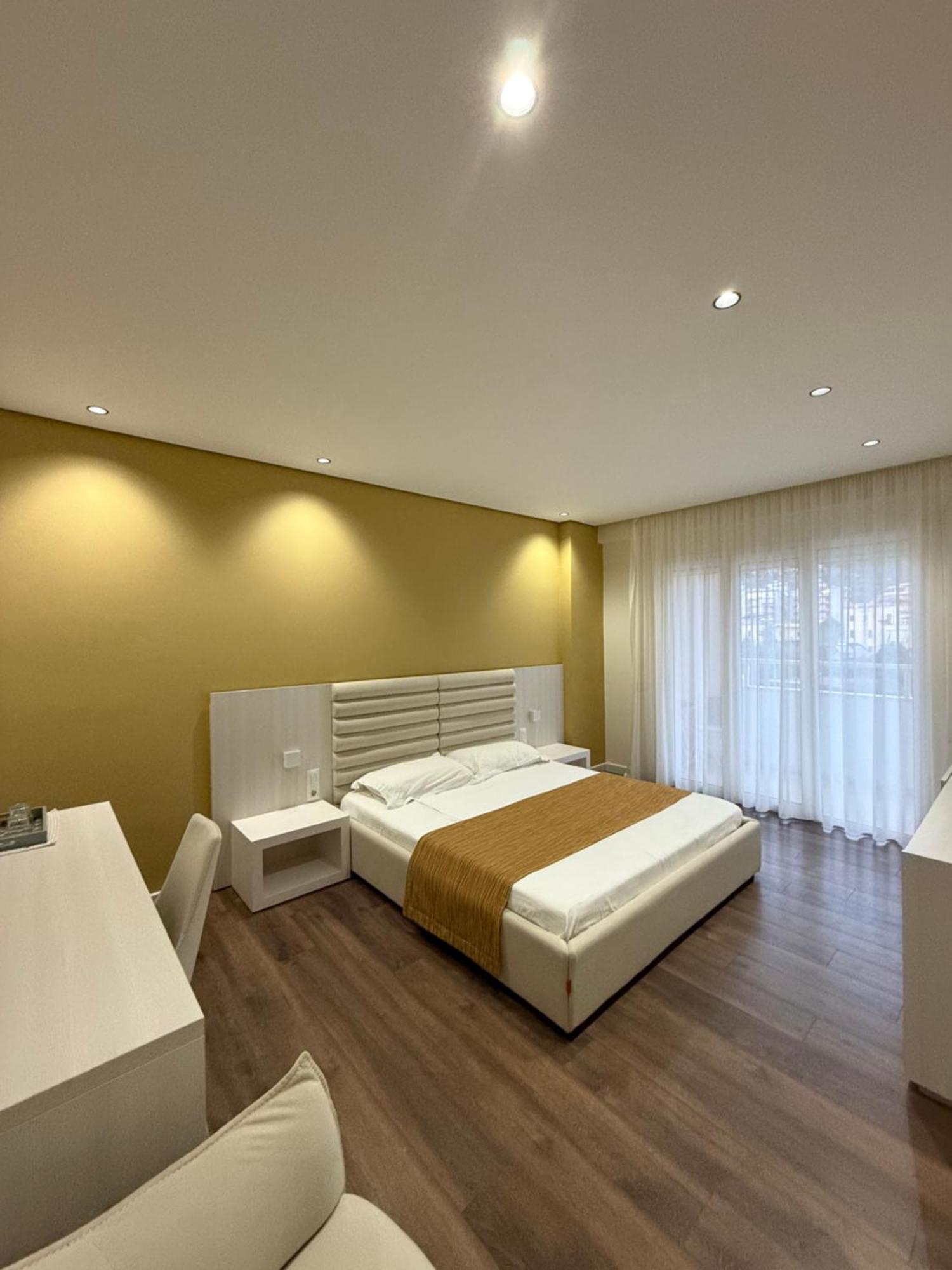 Mini Hotel&maxi Hotel Vlorë